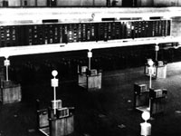 Placing trading posts at the time of opening of Tokyo Stock Exchange